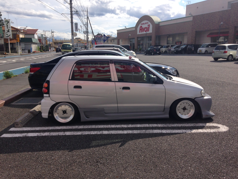 Illustration for article titled Can This Stanced Suzuki Kei Car Get Any Crazier?